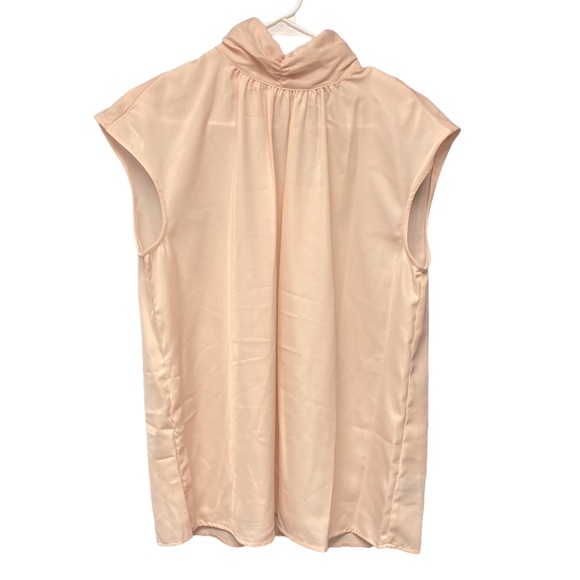 Who What Wear Mock Neck Sleeveless Top blouse peach blush large NWT - Picture 2 of 6